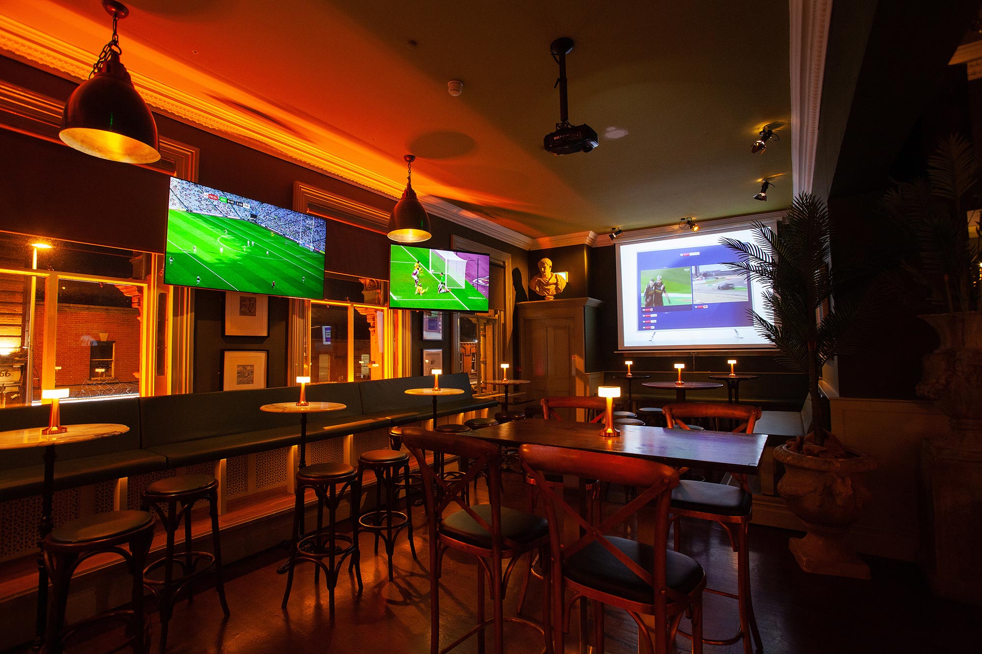 The Penthouse Suite caters for parties up to 60 guests. PYE Bar Dundrum